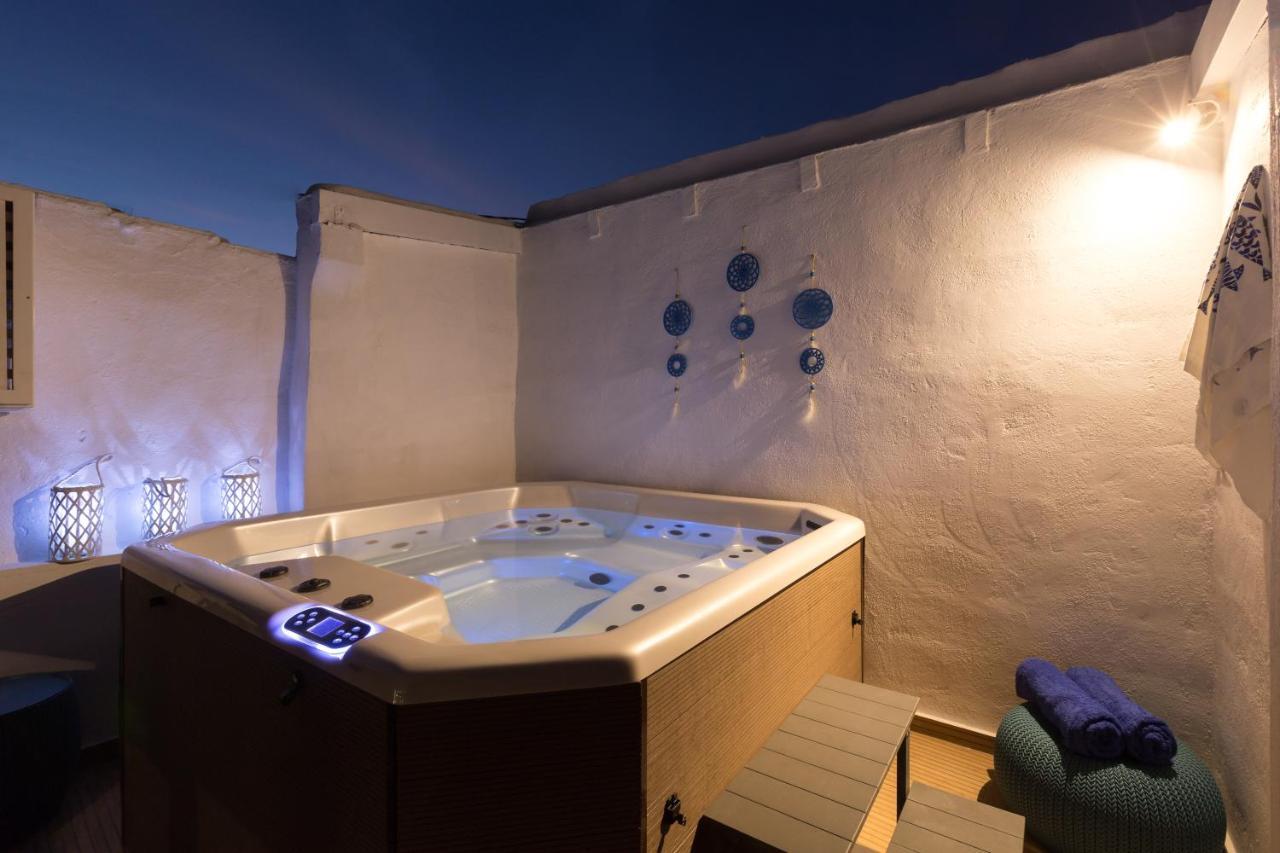 Stema Luxury Escape, Rooftop Jacuzzi & Panoramic Views Atsipopoulo Exterior foto